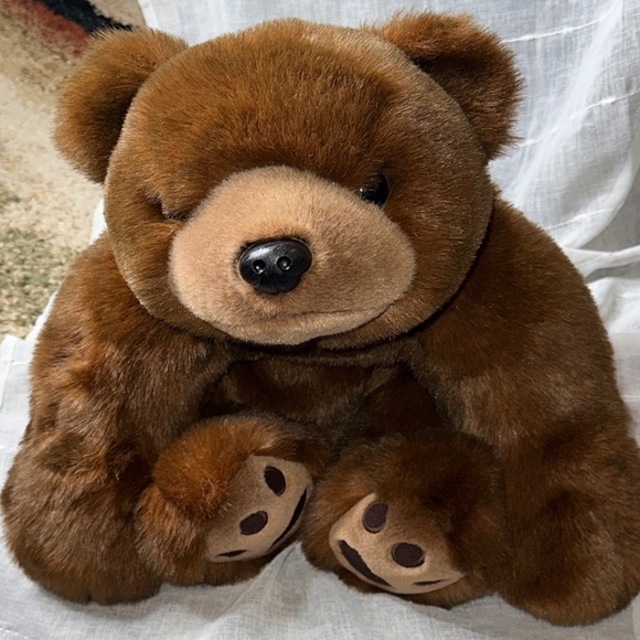 Vintage TY Classics PAWS the HUGE 30" Lay Flat Brown Bear Plush Teddy Bear 1996 - Picture 6 of 16